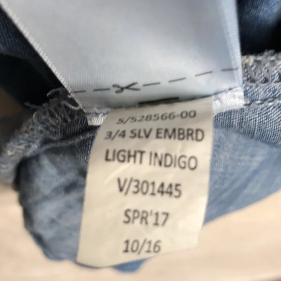 Gap Boho Embroidered Peasant Top Medium Balloon Sleeve - Picture 13 of 13